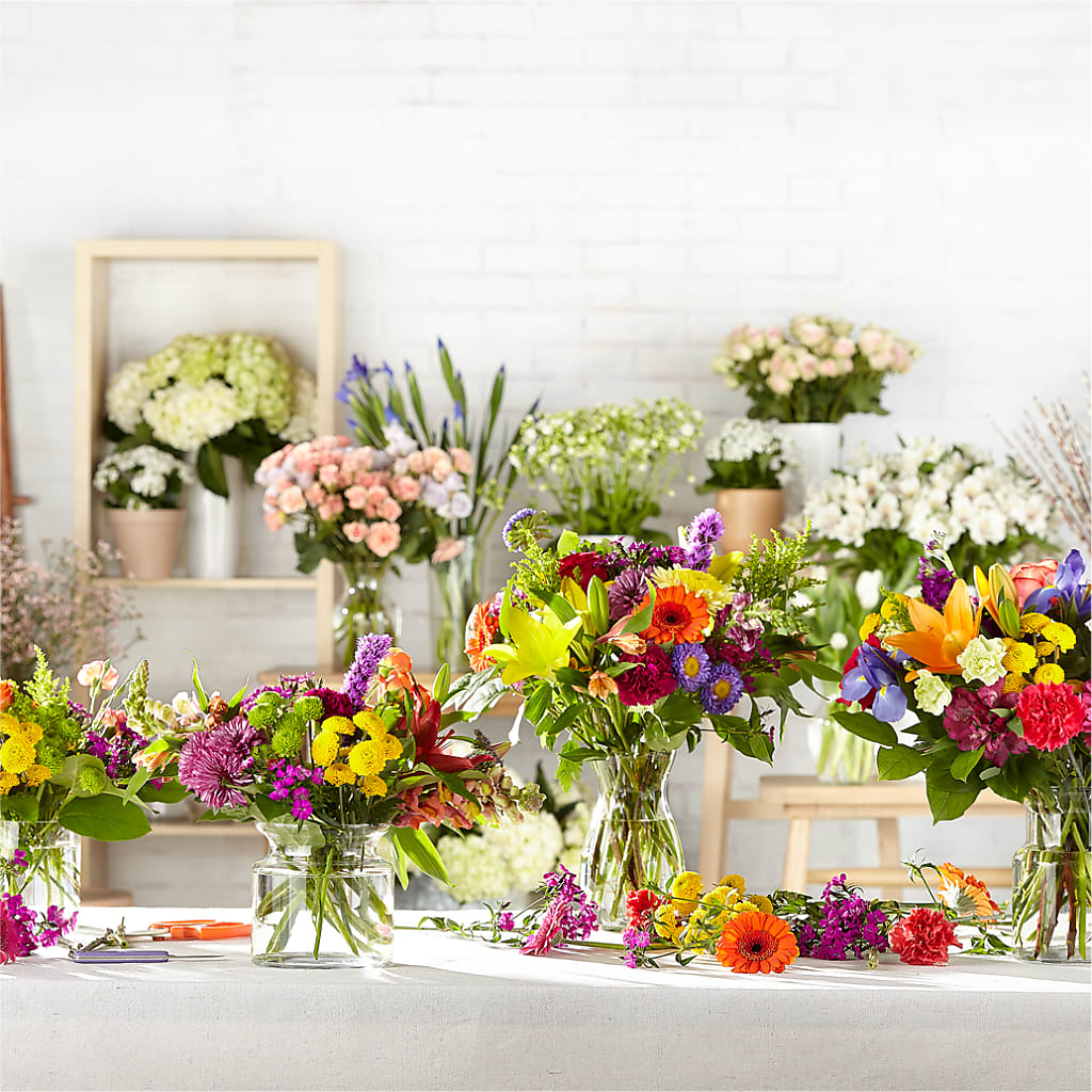 Bold & Bright – A Florist Original – Coleman Brothers Flowers Inc, Richmond VA