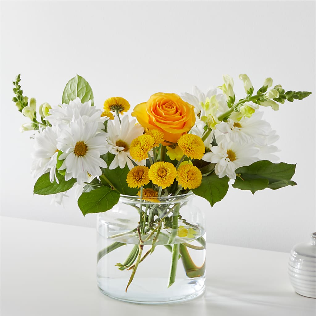 Sun Salutation Bouquet – Coleman Brothers Flowers Inc, Richmond VA
