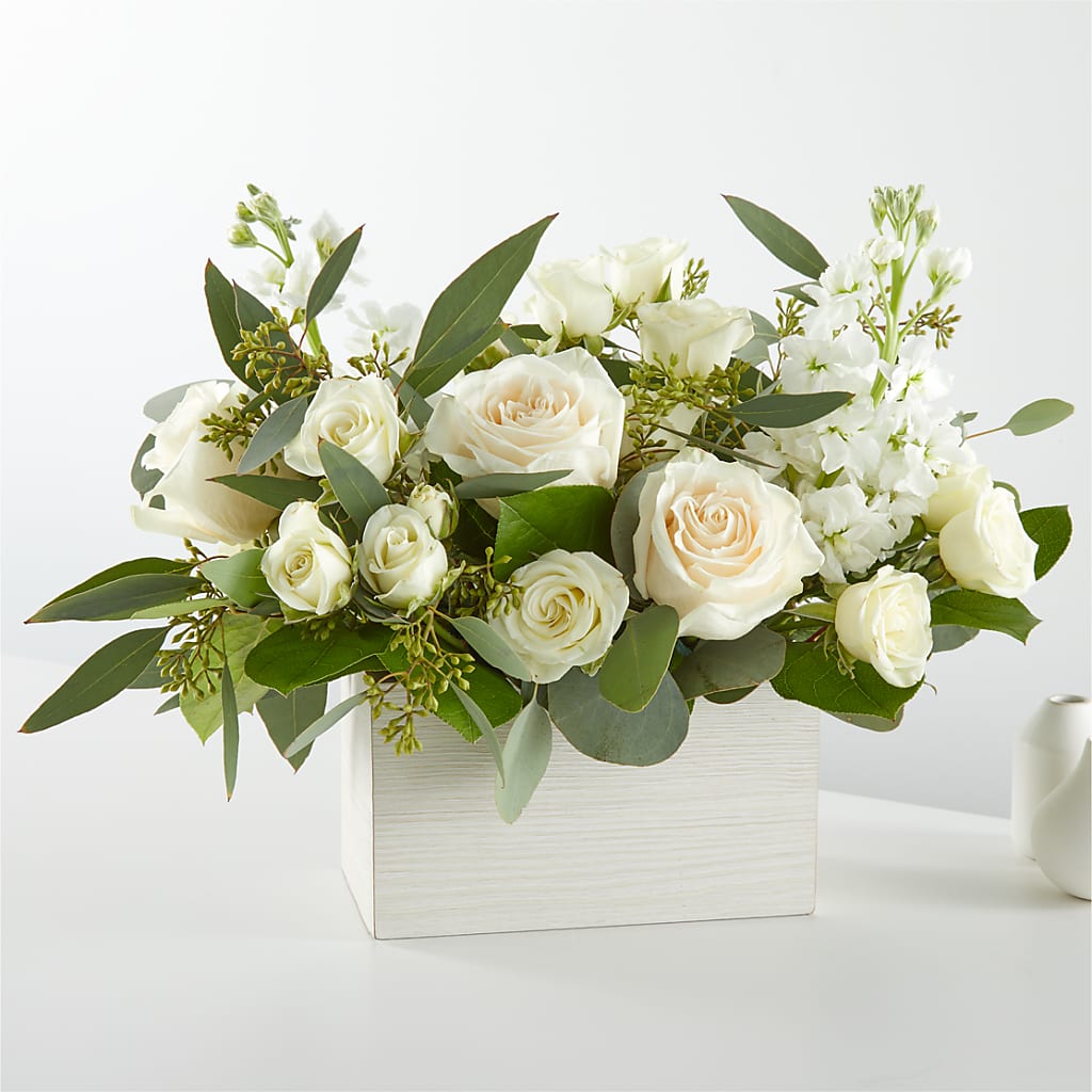 Fresh Linen Box Bouquet – Coleman Brothers Flowers Inc, Richmond VA