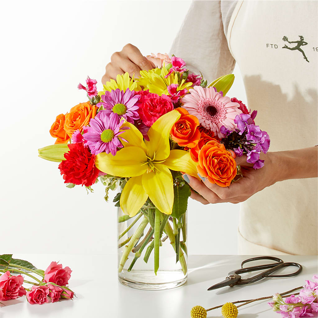 Cue the Confetti - A Florist Original – Coleman Brothers Flowers Inc, Richmond VA