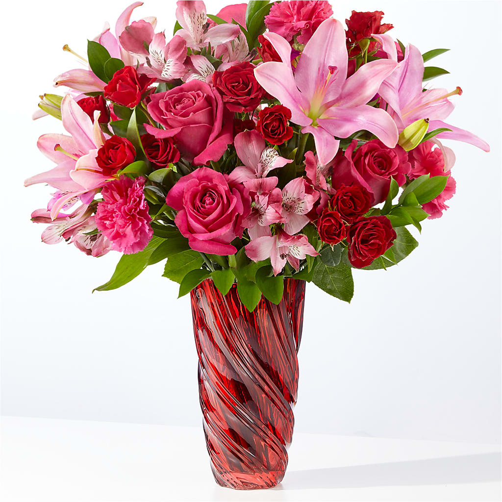 In Love Bouquet with Luxe Swirl Vase – Coleman Brothers Flowers Inc, Richmond VA