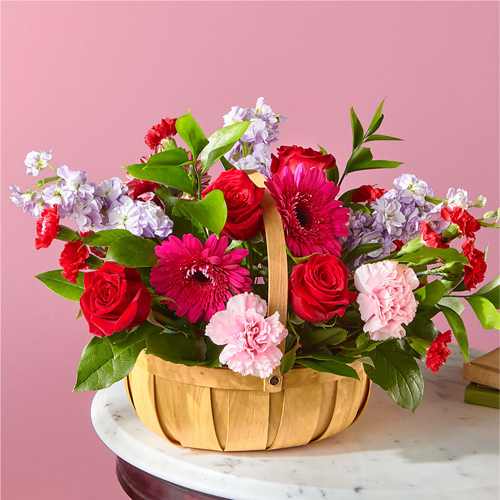 Pink Picnic Basket – Coleman Brothers Flowers Inc, Richmond VA
