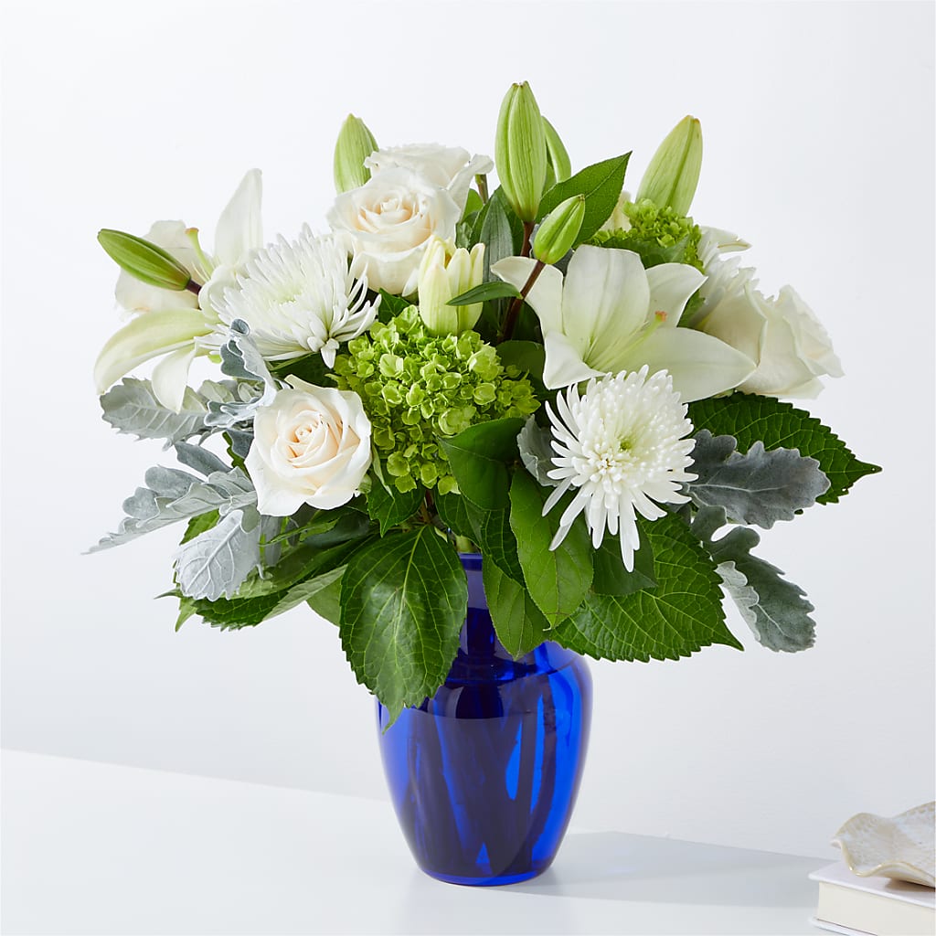 Snowy Dreams Bouquet – Coleman Brothers Flowers Inc, Richmond VA