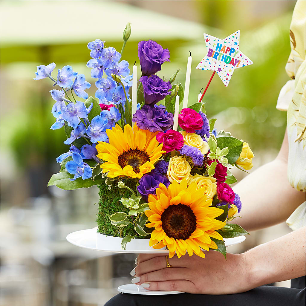 Star of the Day Floral Cake – Coleman Brothers Flowers Inc, Richmond VA