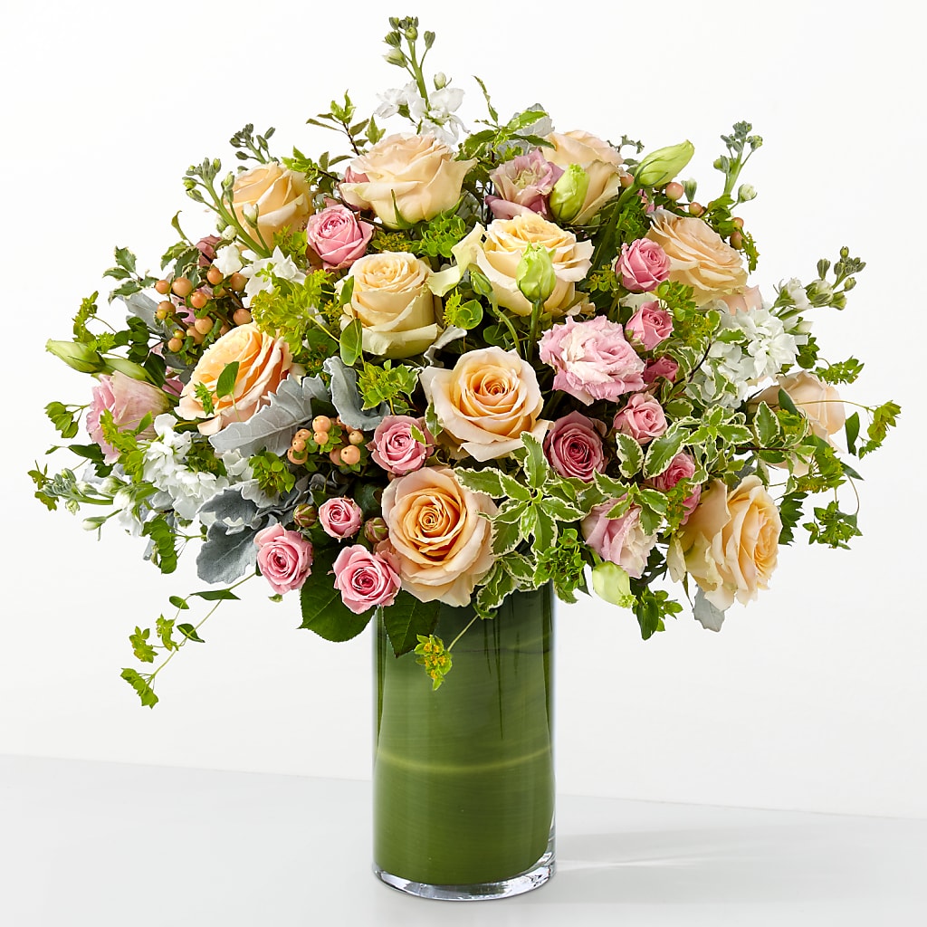 The Glamour Shot – Coleman Brothers Flowers Inc, Richmond VA