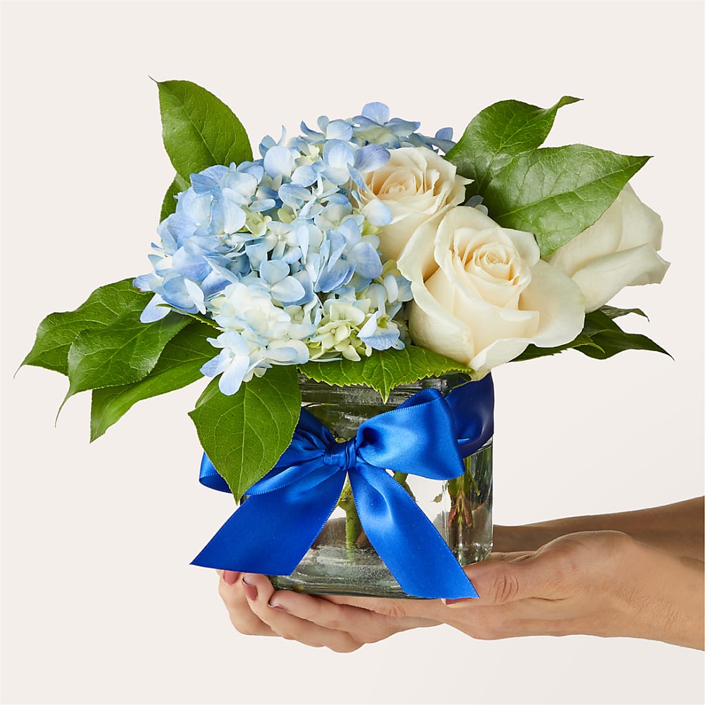 Sky Blue Delight Bouquet –  Coleman Brothers Flowers Inc, Richmond VA