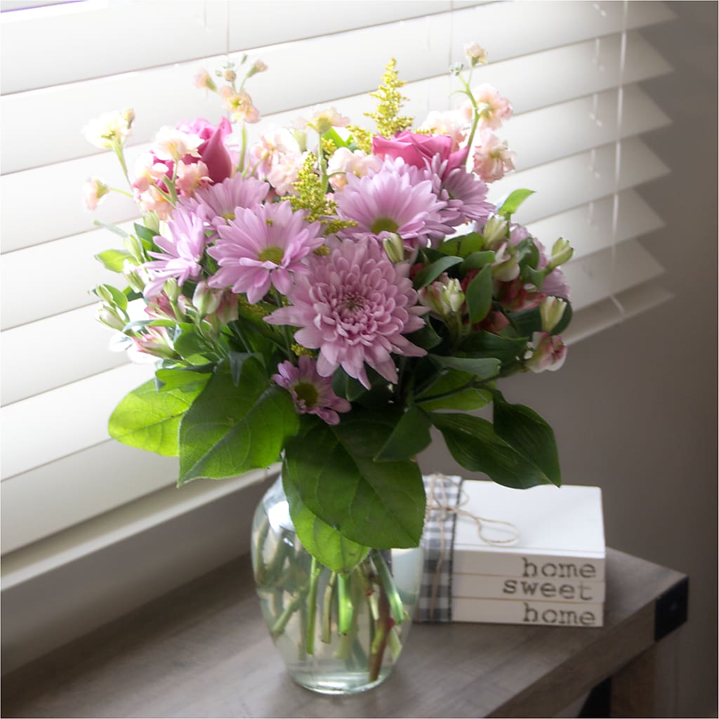 Pastel Tradition - A Florist Original –  Coleman Brothers Flowers Inc, Richmond VA