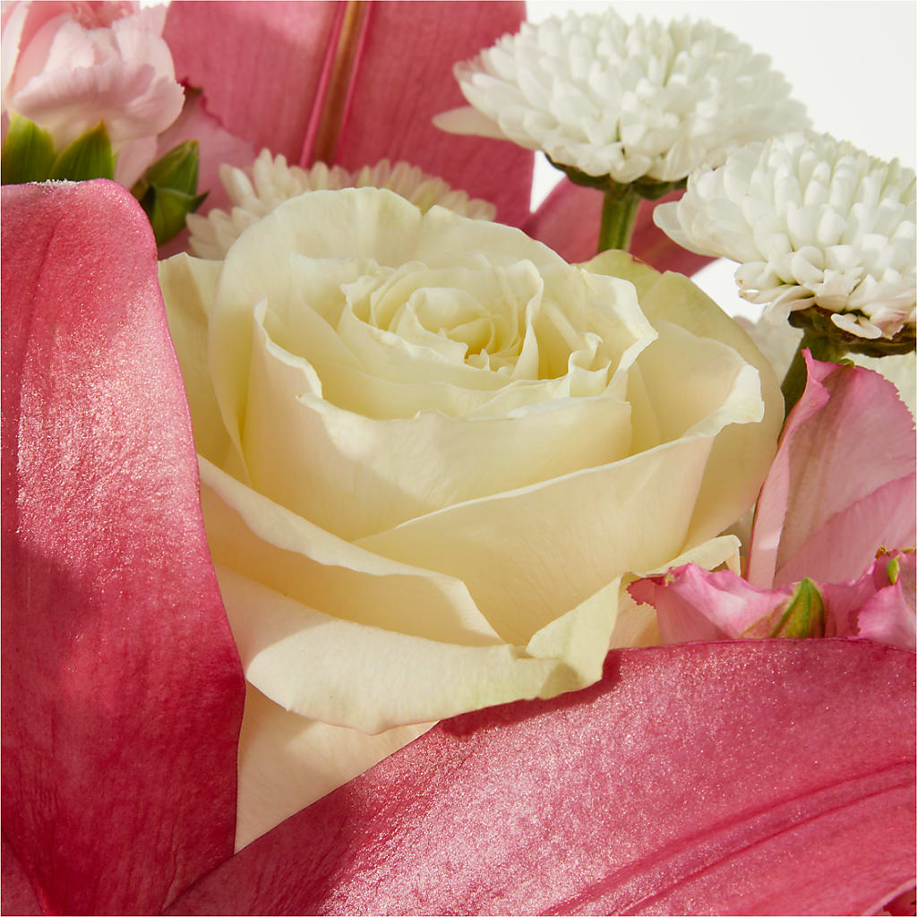 Piece of Cake Bouquet –  Coleman Brothers Flowers Inc, Richmond VA