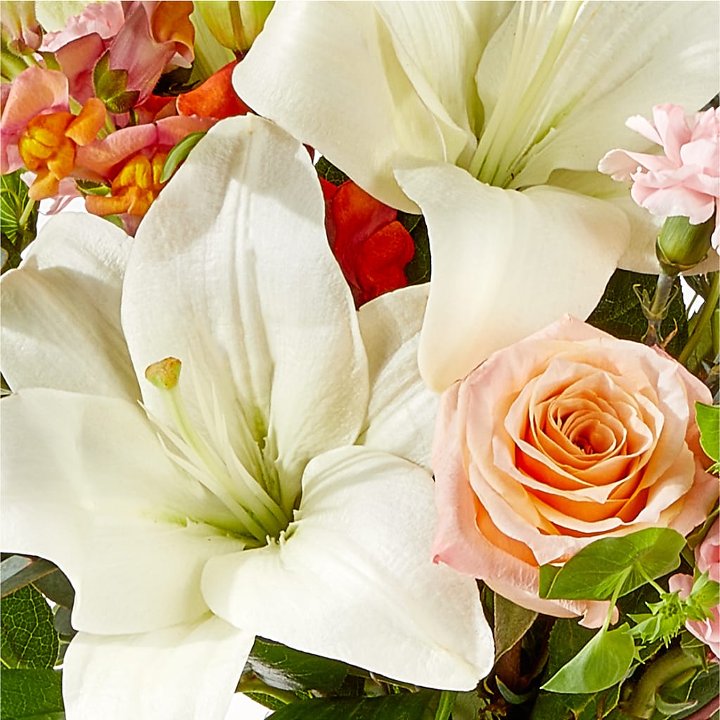 Grapefruit Splash Bouquet –  Coleman Brothers Flowers Inc, Richmond VA