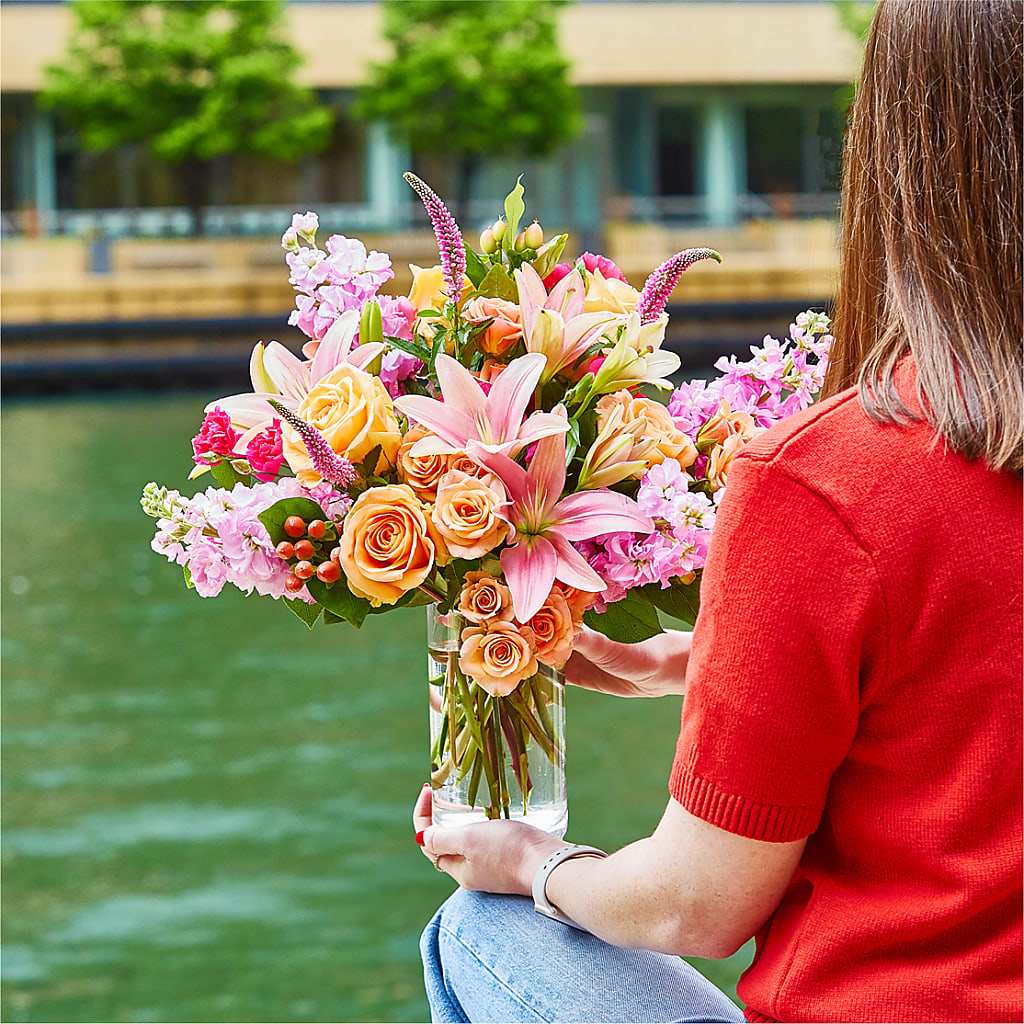Bisous Bouquet –  Coleman Brothers Flowers Inc, Richmond VA